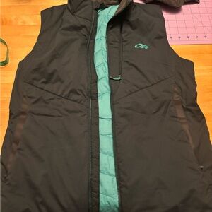 Outdoor Research dark green thermal Vest with Teal Lining